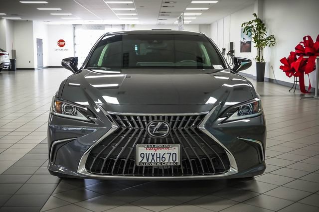 Certified 2025 Lexus ES 350 w/ Premium Package FWD image 3