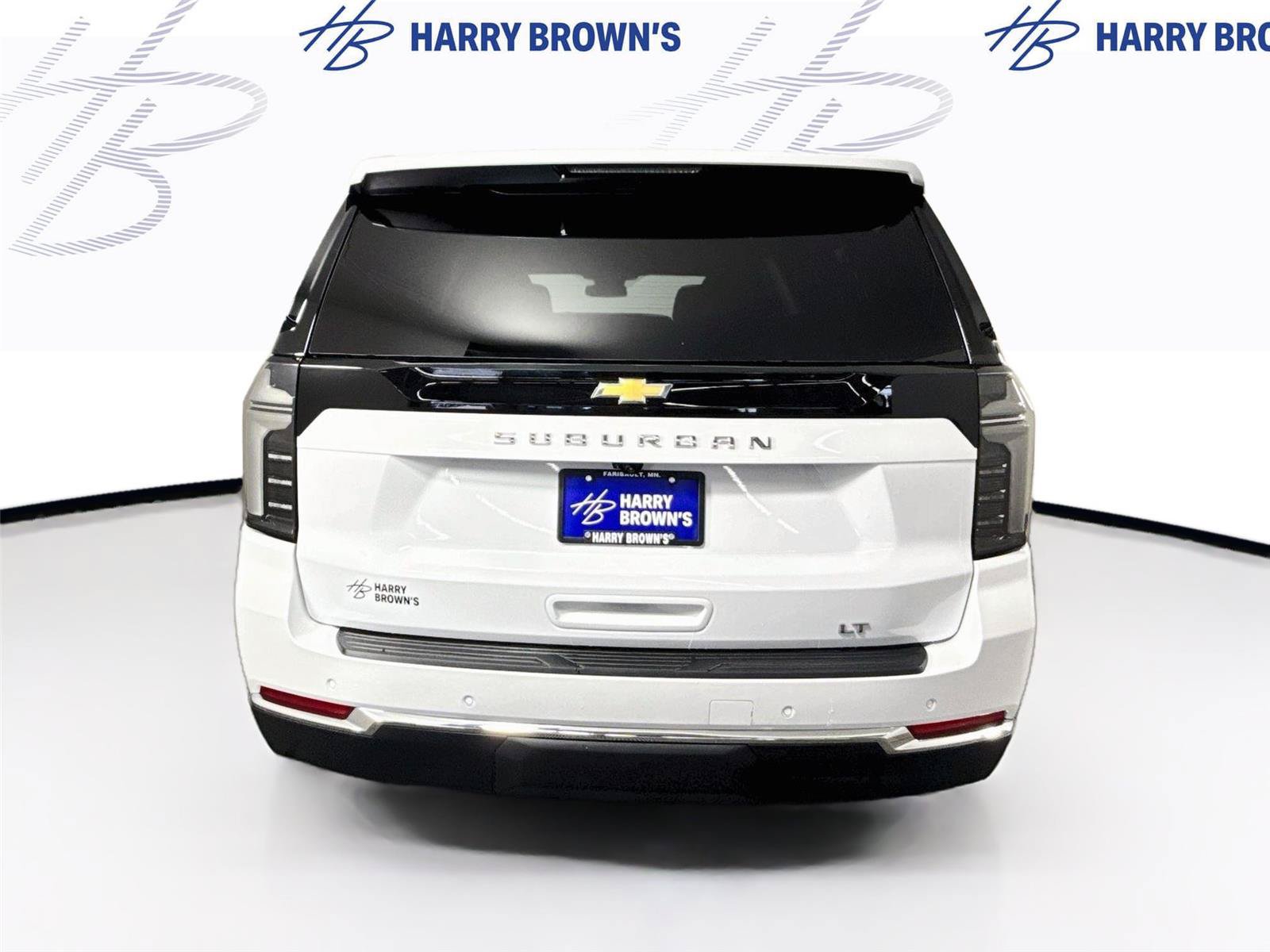 New 2026 Chevrolet Suburban LT w/ Comfort Package AWD/4WD image 32