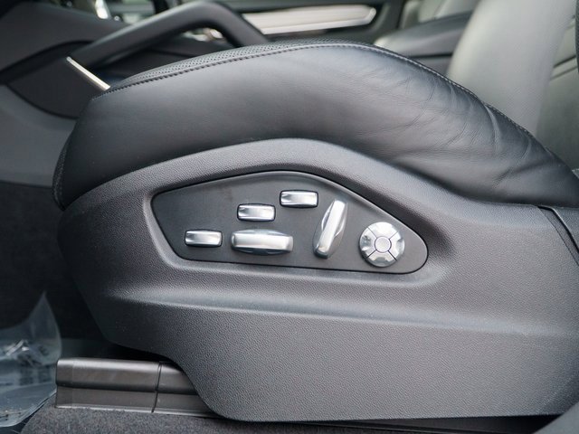 Certified 2020 Porsche Cayenne Turbo S image 20