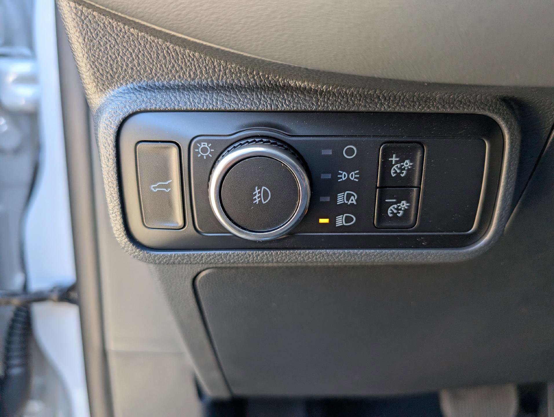 New 2025 Ford Explorer Active image 15