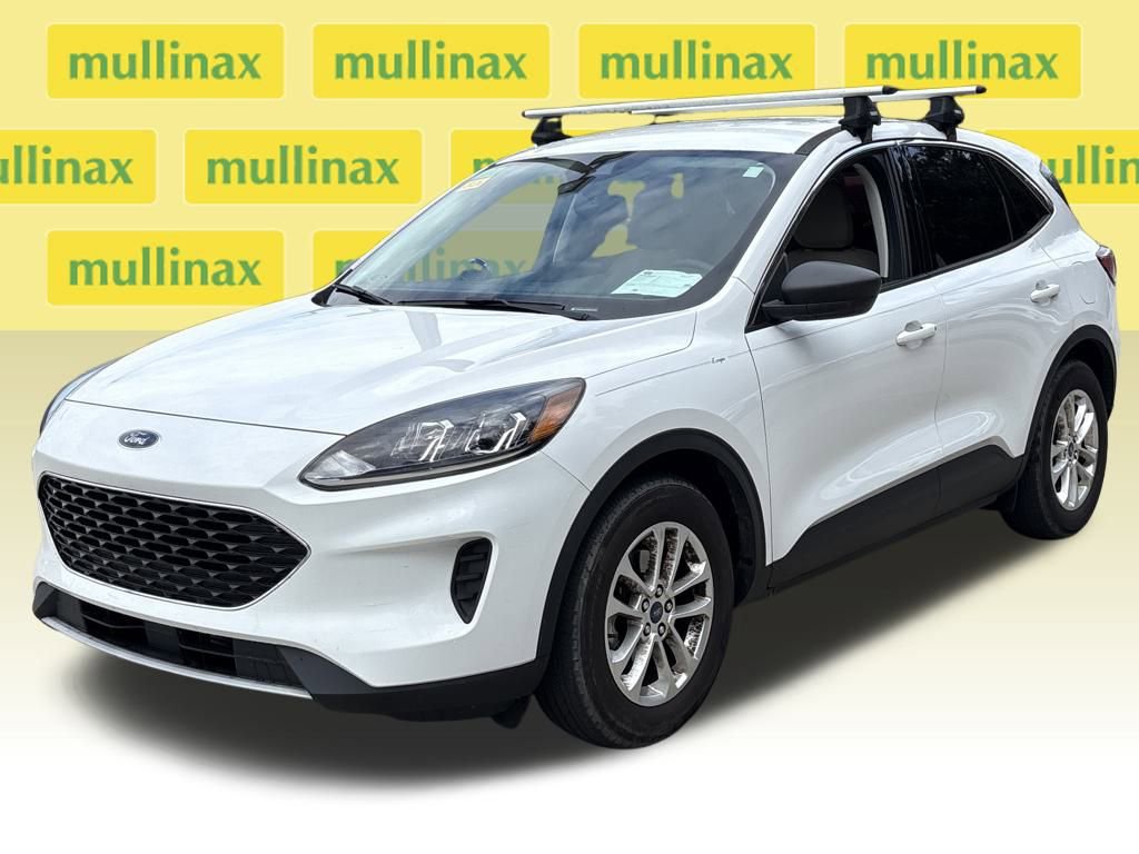 Used 2022 Ford Escape SE image 12