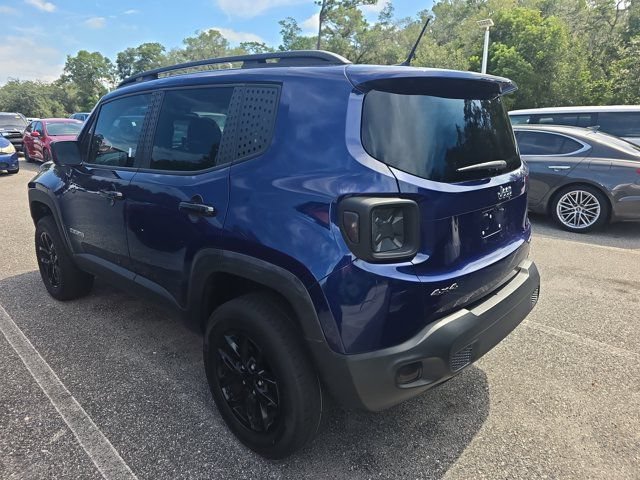 Used 2016 Jeep Renegade Latitude AWD/4WD image 4