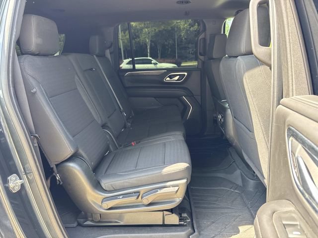 Used 2021 Chevrolet Suburban LS RWD image 13