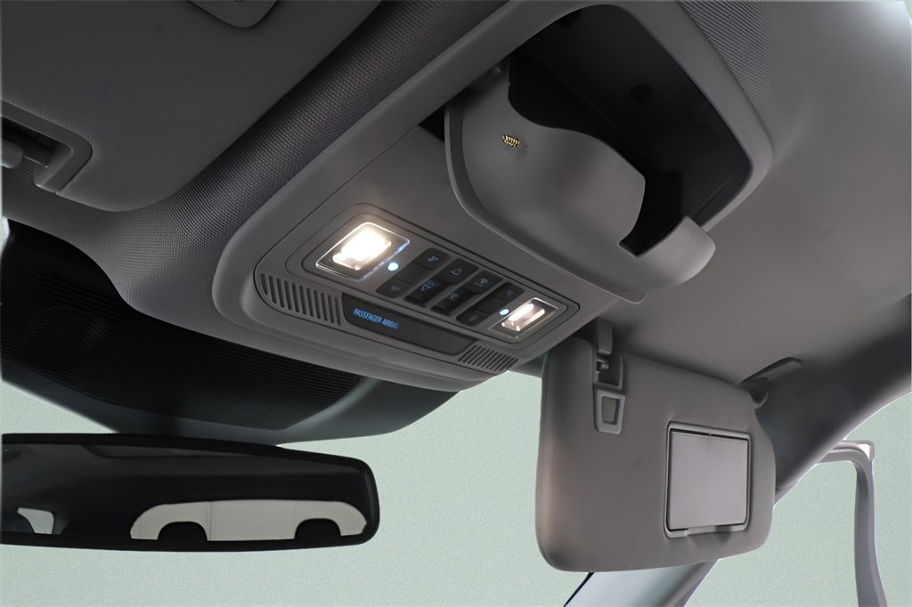 Used 2021 Ford Explorer Limited image 17