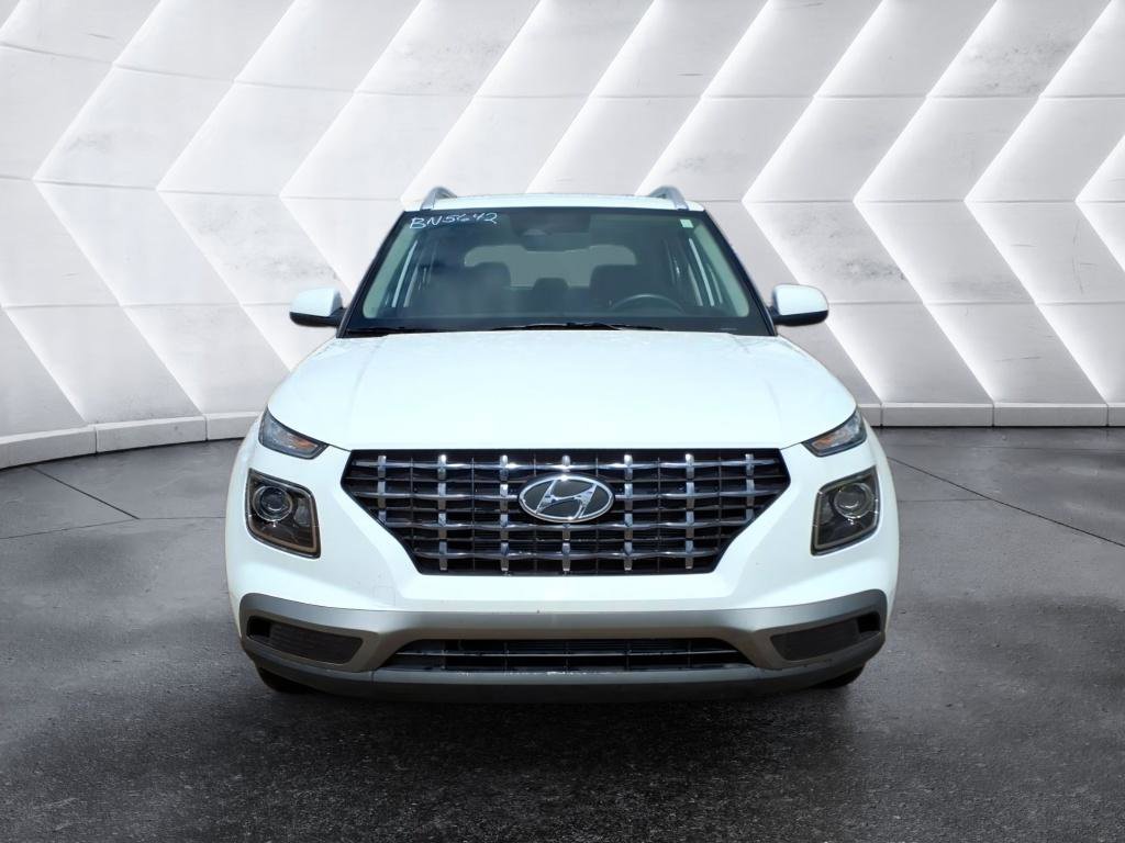 New 2026 Hyundai Venue SEL FWD image 8