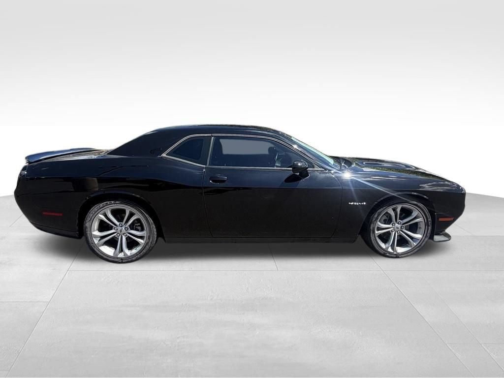 Used 2022 Dodge Challenger R/T RWD image 8