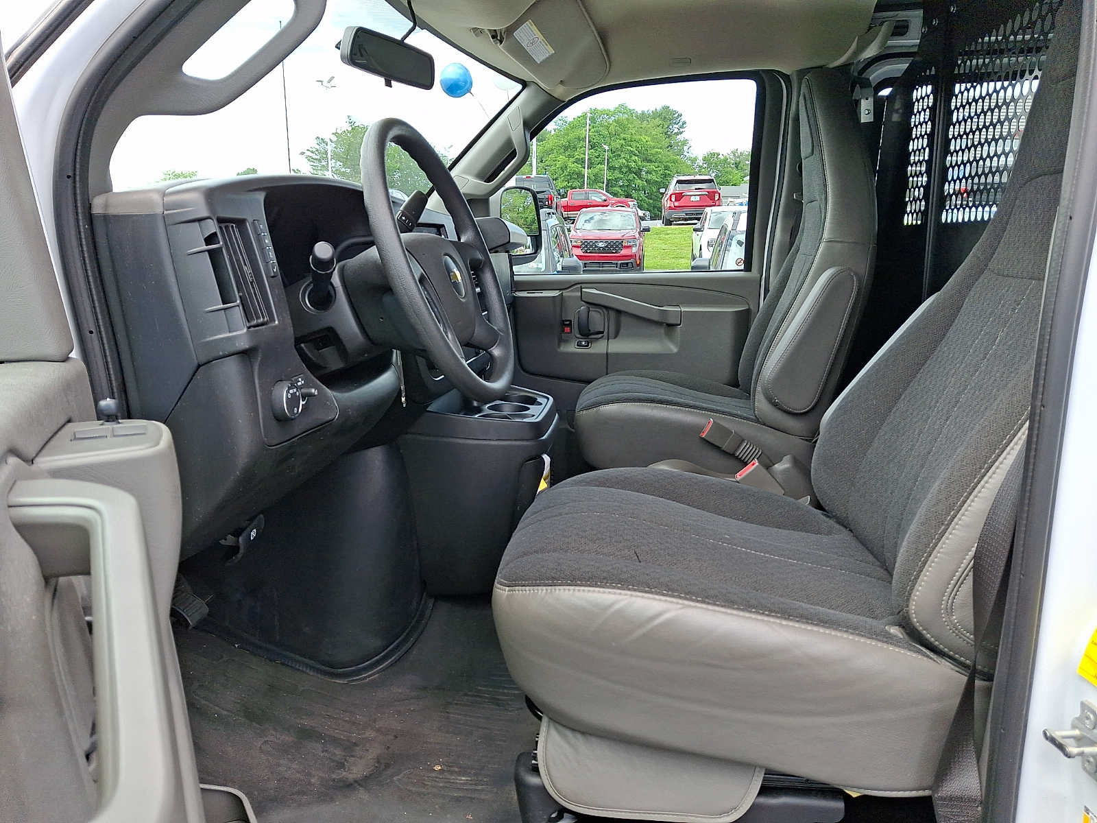Used 2024 Chevrolet Express 2500 w/ Driver Convenience Package RWD image 12