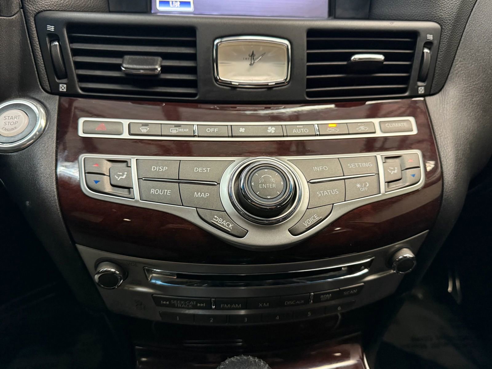 Used 2012 INFINITI M37 w/ Premium Pkg image 30