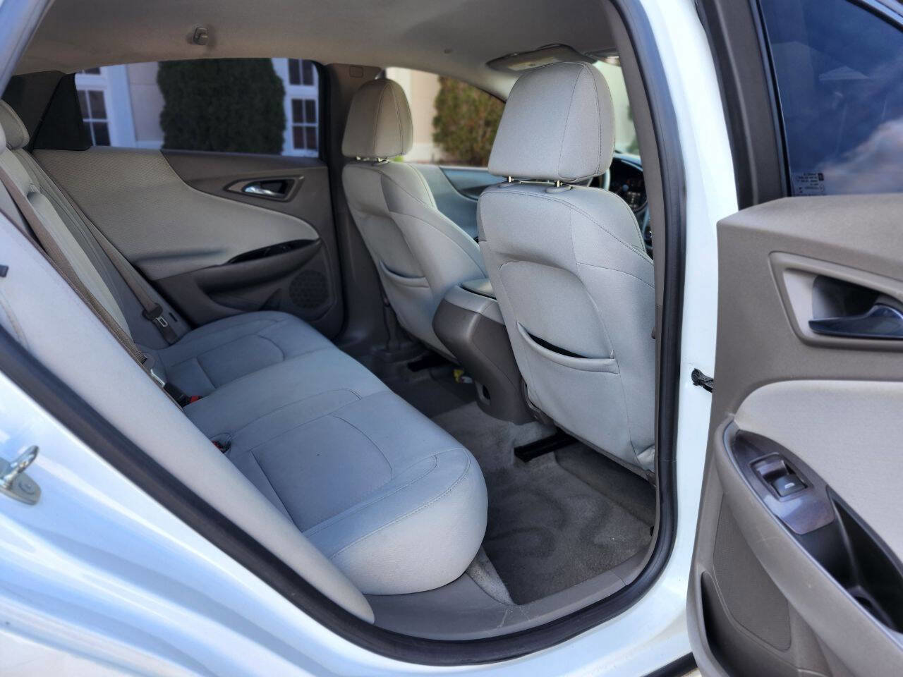 Used 2016 Chevrolet Malibu LS image 7