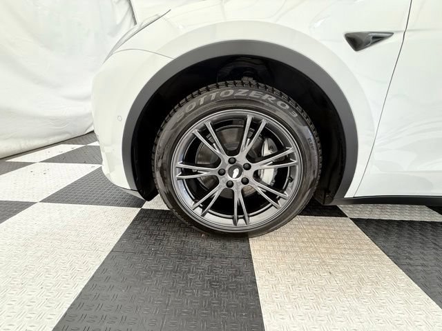 Used 2021 Tesla Model Y Long Range AWD/4WD image 10