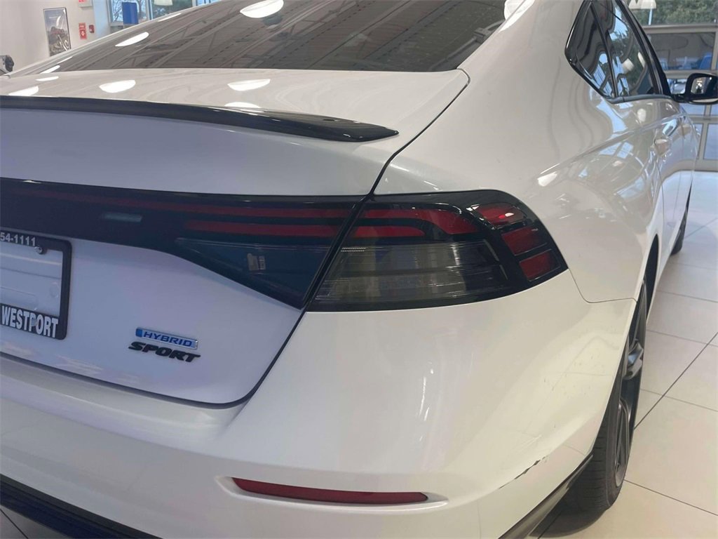 Used 2024 Honda Accord Sport image 6