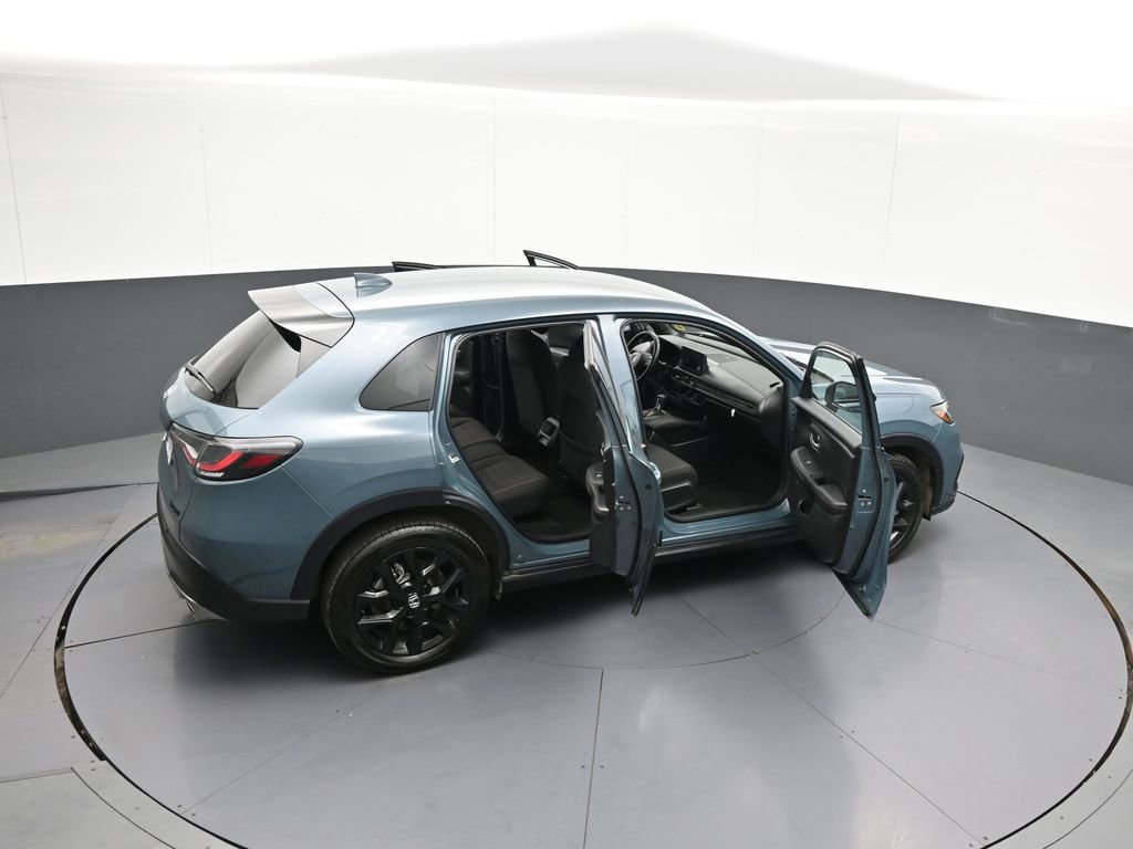 Certified 2025 Honda HR-V Sport image 43