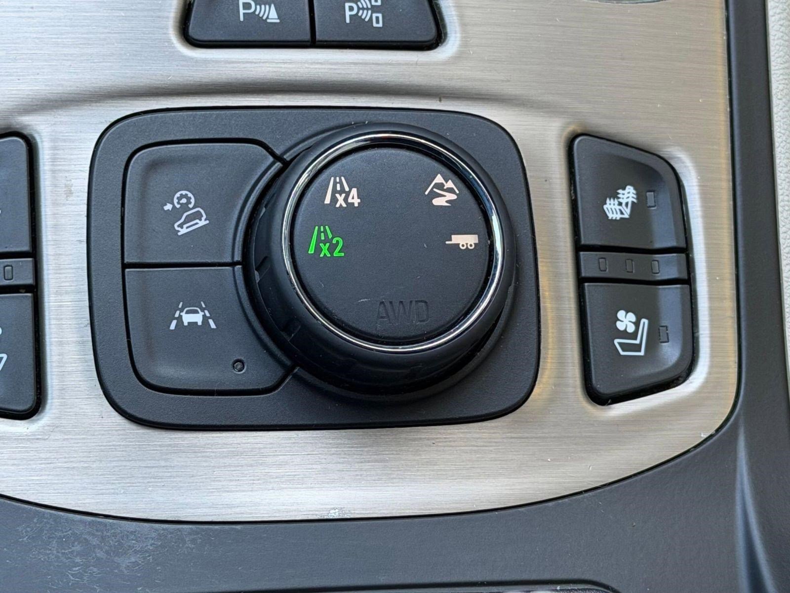 Used 2018 GMC Terrain Denali w/ GMC Pro Grade Package AWD/4WD image 34