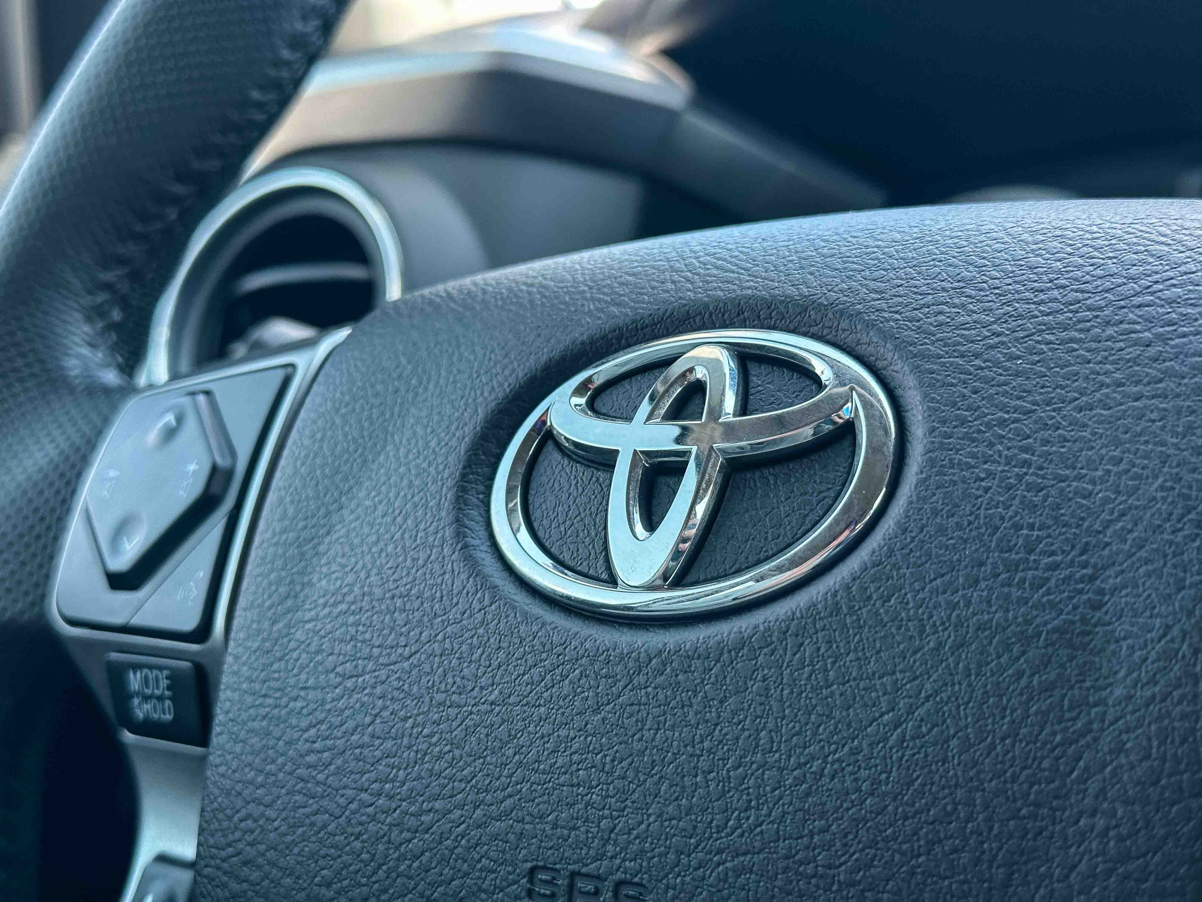 Used 2022 Toyota Tacoma SR5 RWD image 29
