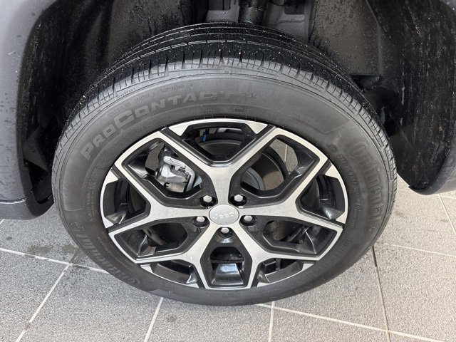 Used 2024 Jeep Compass Limited image 6