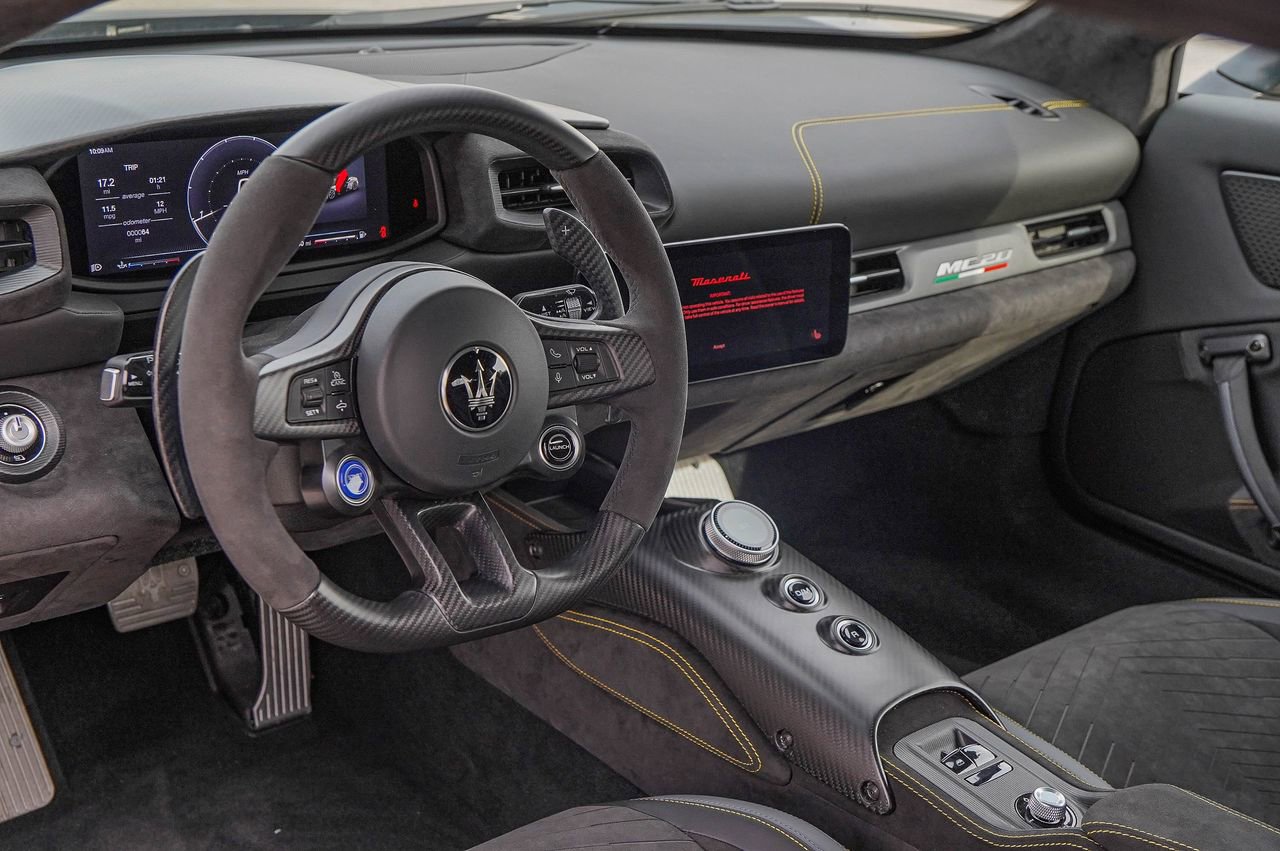 New 2024 Maserati MC20 Coupe image 9