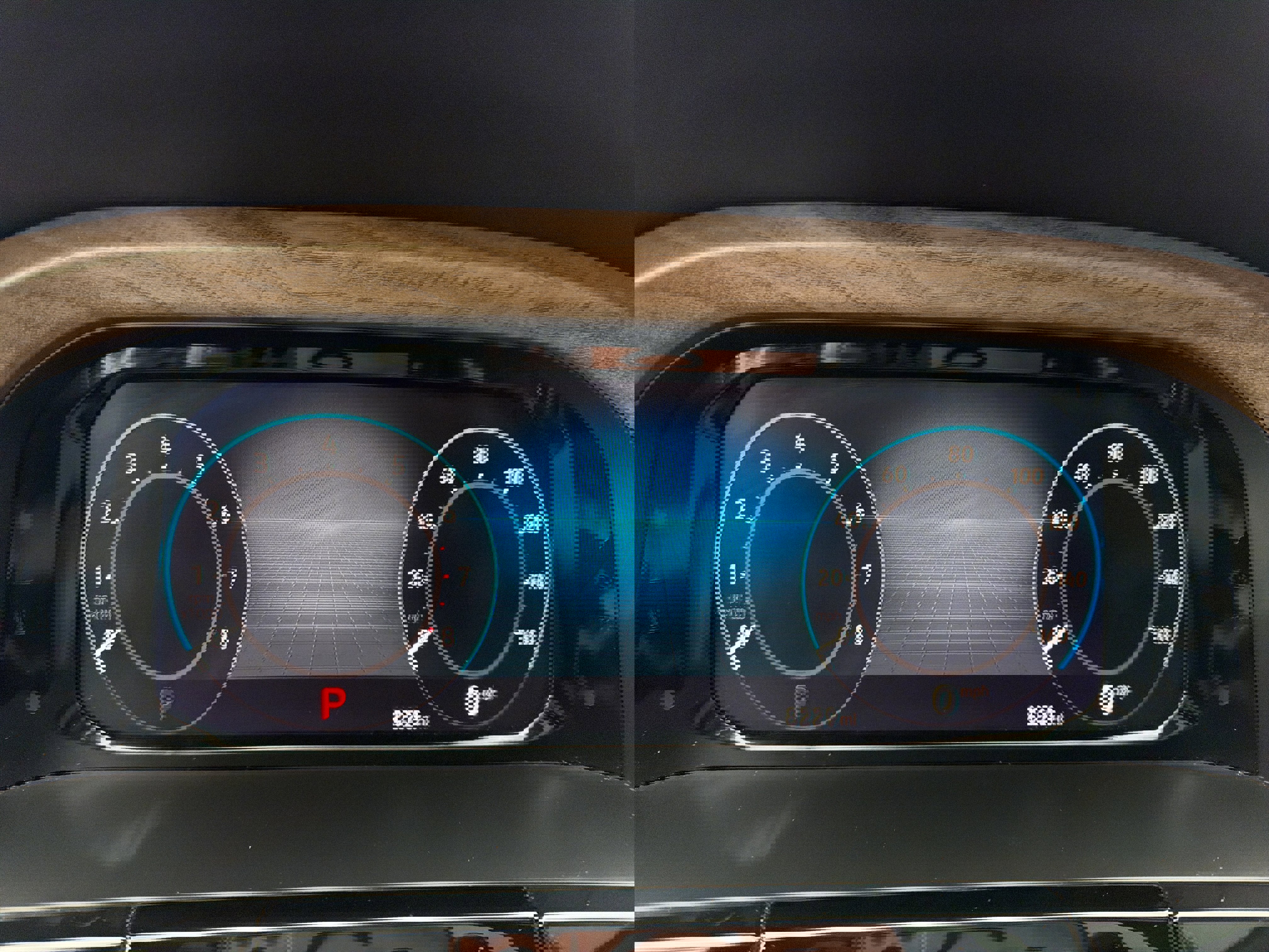 Used 2025 Volkswagen Atlas SE w/ Panoramic Sunroof Package image 15