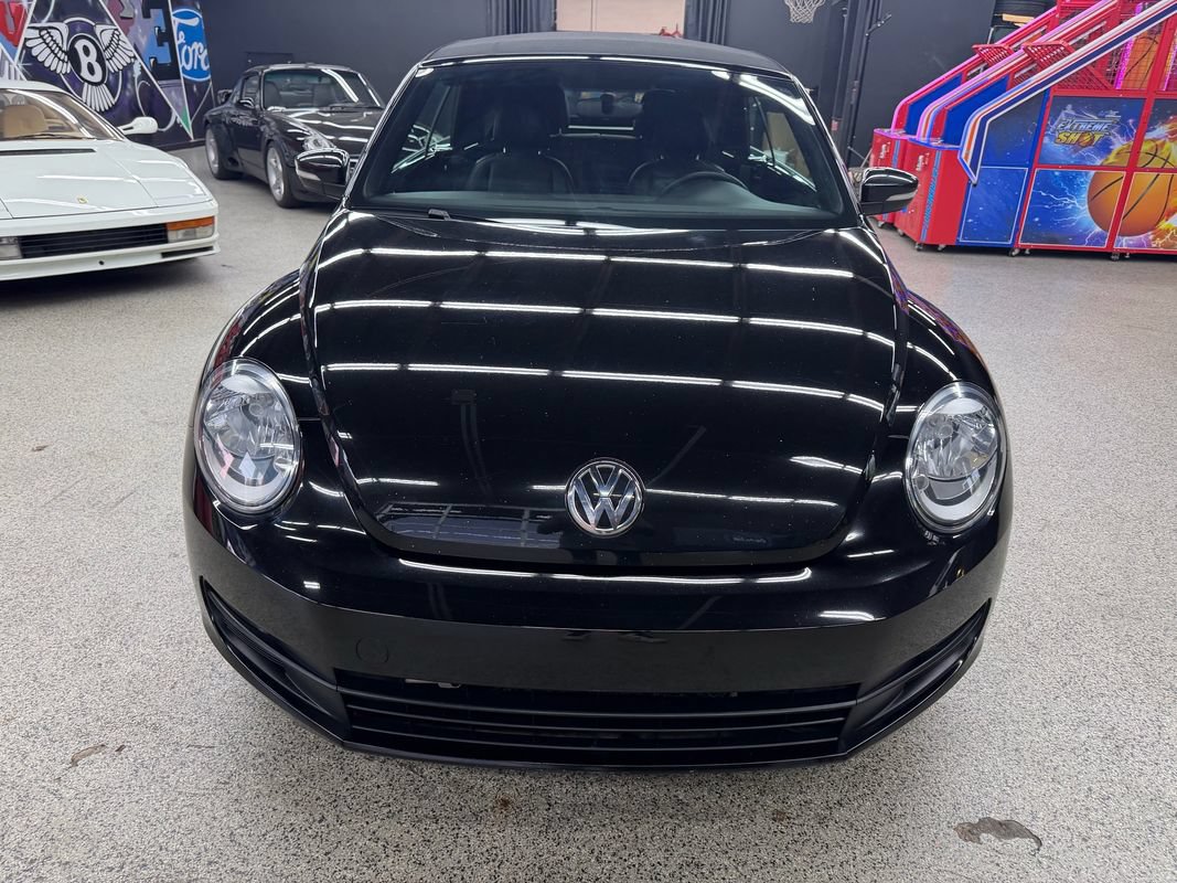Used 2014 Volkswagen Beetle 1.8T FWD image 8