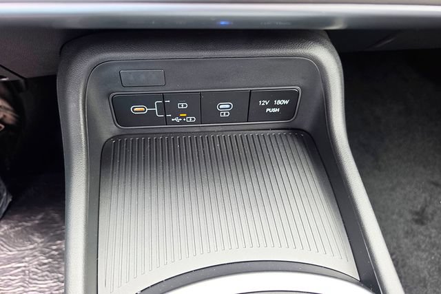 New 2026 Hyundai Kona SE FWD image 18