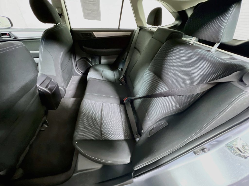 Used 2019 Subaru Outback 2.5i AWD/4WD image 21