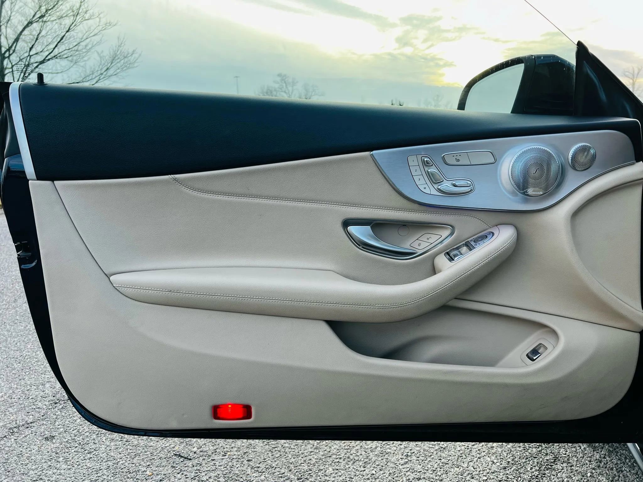 Used 2019 Mercedes-Benz C 300 4MATIC Coupe image 10