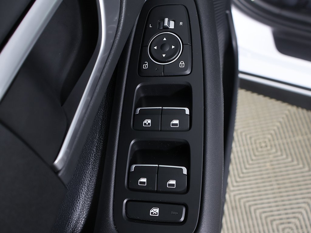 Used 2025 Hyundai Sonata SE image 28