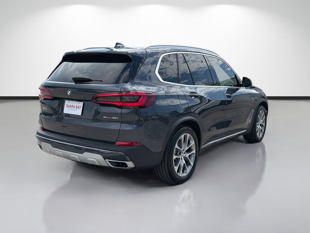 Used 2021 BMW X5 sDrive40i w/ Premium Package RWD image 3