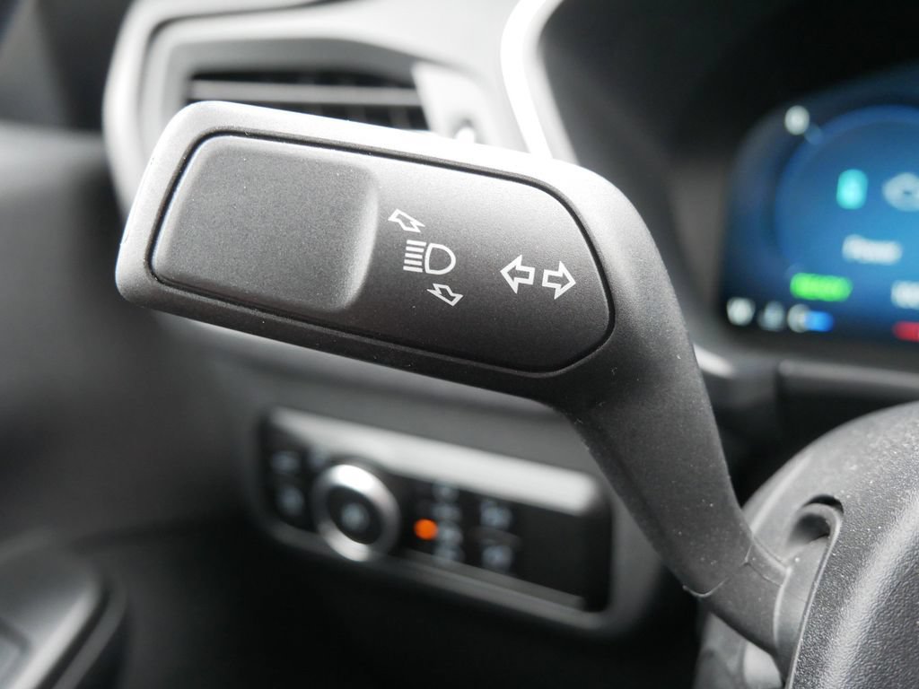 New 2025 Ford Escape SE w/ PHEV Premium Package FWD image 26