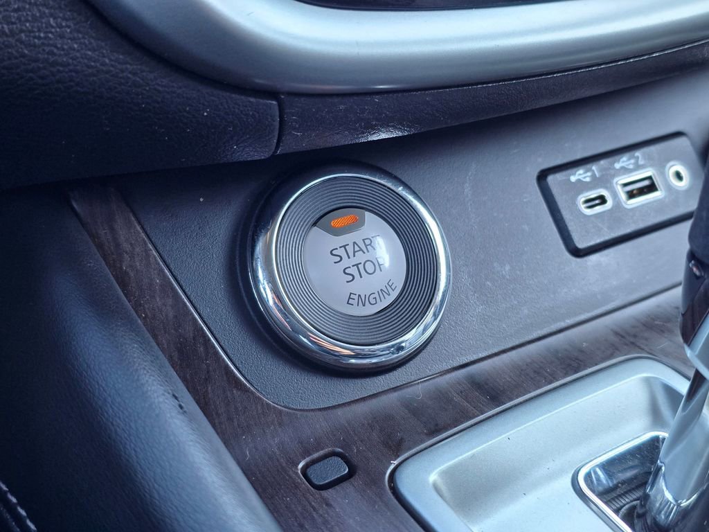 Used 2019 Nissan Murano Platinum w/ Cargo Package image 39