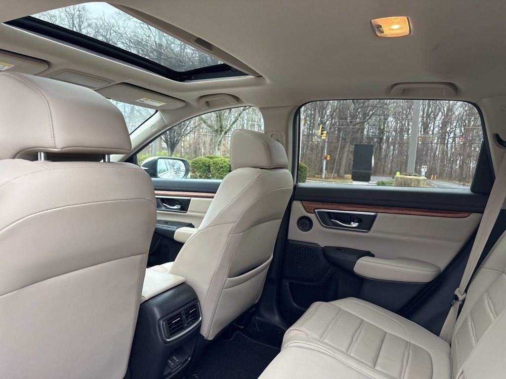 Used 2019 Honda CR-V Touring image 11