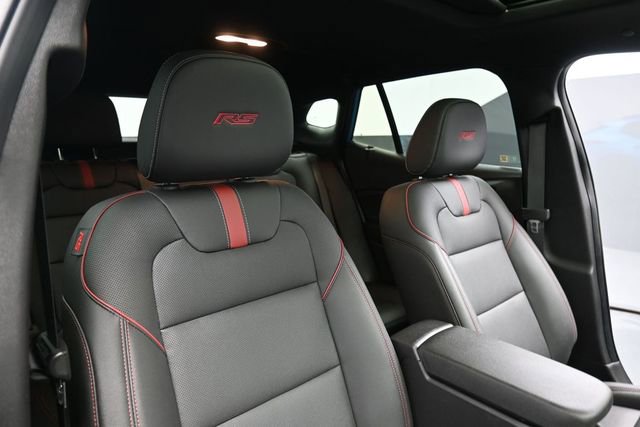 Used 2025 Chevrolet Trax RS w/ Sunroof Package FWD image 28