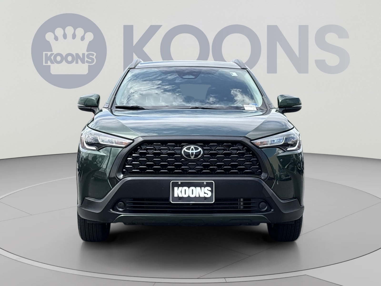 Used 2023 Toyota Corolla Cross LE AWD/4WD image 11