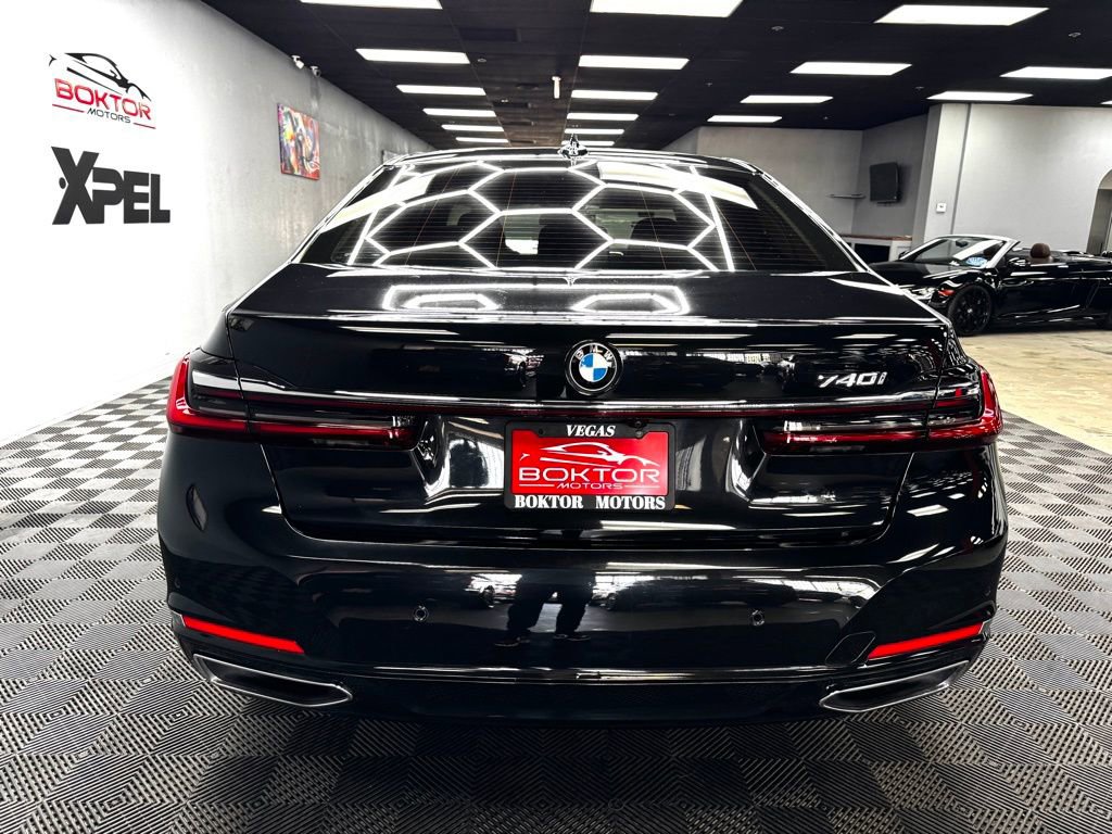 Used 2022 BMW 740i RWD image 12
