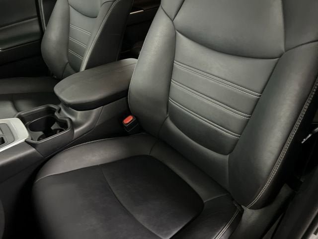 Used 2021 Toyota RAV4 XLE Premium AWD/4WD image 19