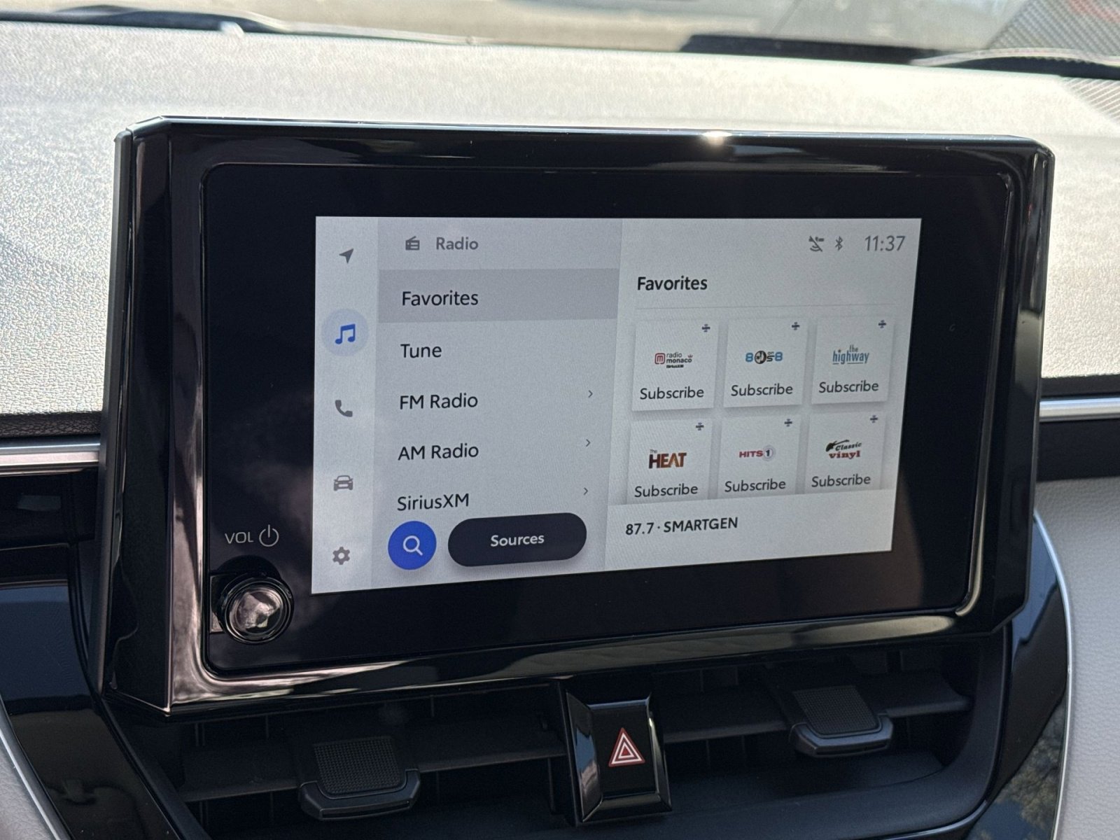 Used 2025 Toyota Corolla LE image 18