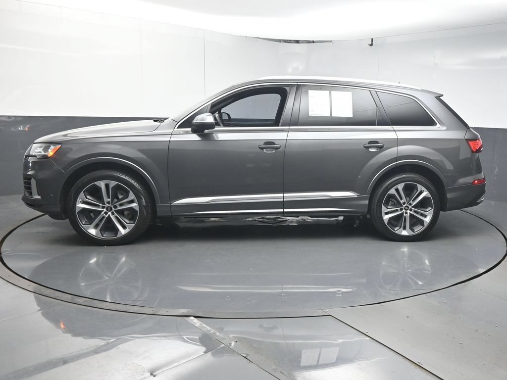 Used 2022 Audi Q7 3.0T Premium Plus w/ Premium Plus Package AWD/4WD image 5