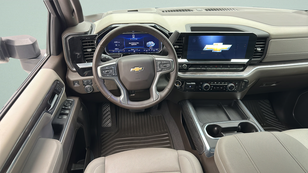 Used 2025 Chevrolet Silverado 2500 LTZ w/ LTZ Plus Package AWD/4WD image 17