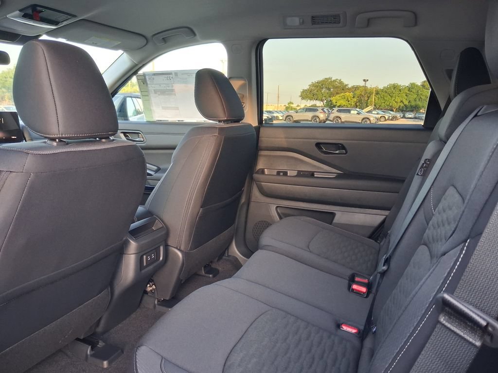 New 2026 Nissan Pathfinder SV FWD image 5