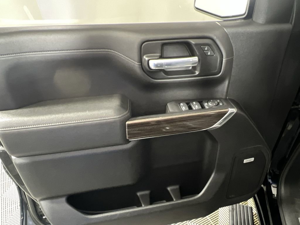 Certified 2020 Chevrolet Silverado 1500 RST image 21