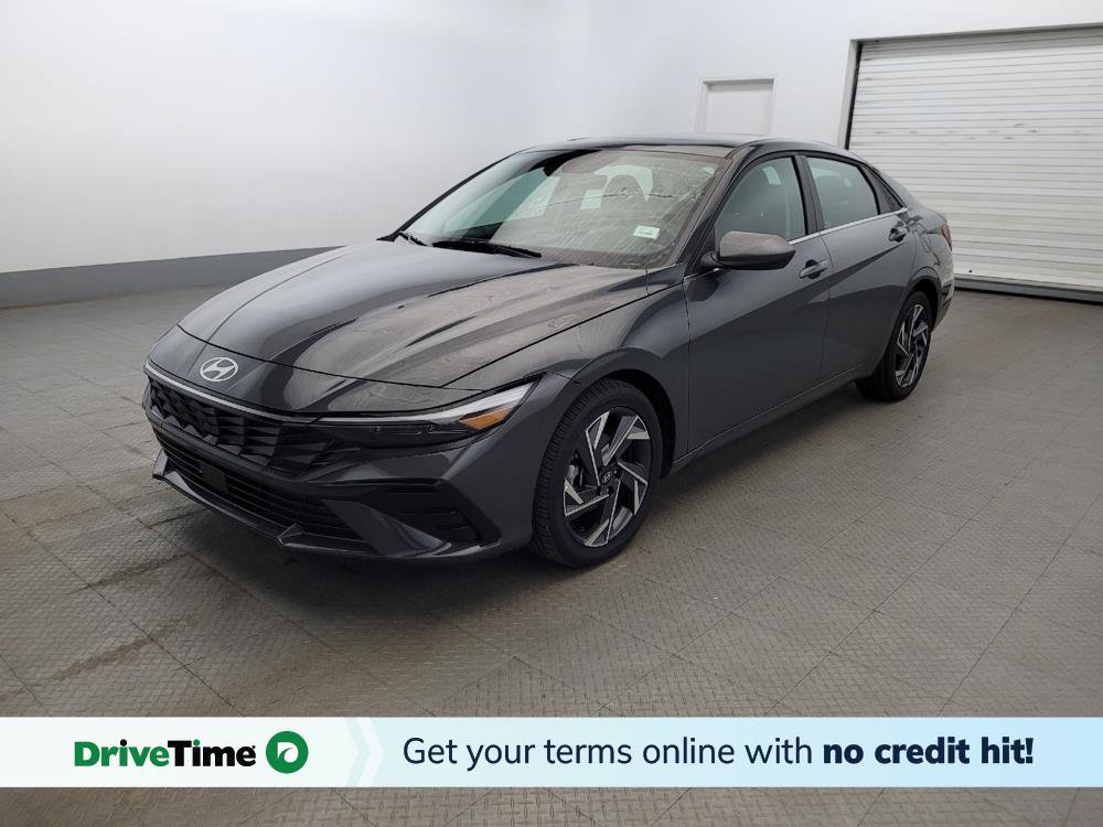 Used 2025 Hyundai Elantra SEL