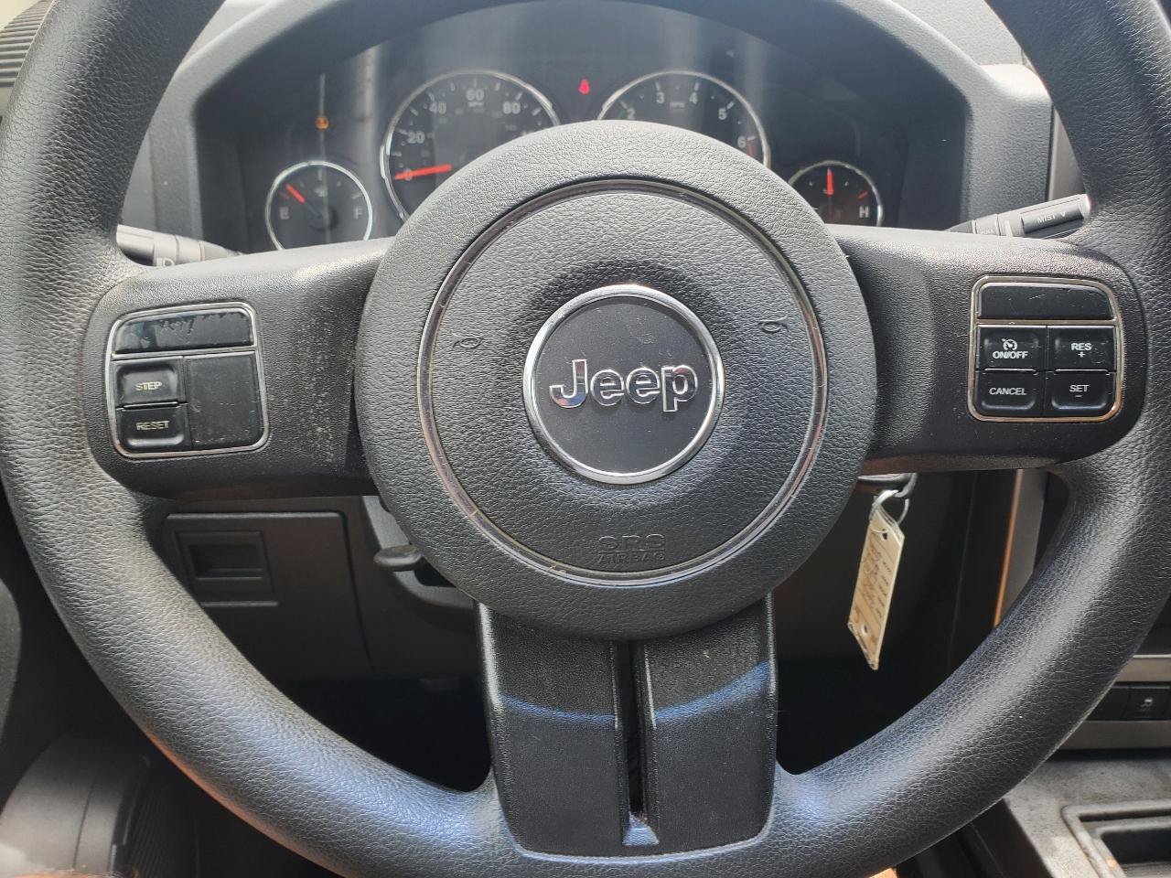 Used 2012 Jeep Liberty Sport RWD image 18