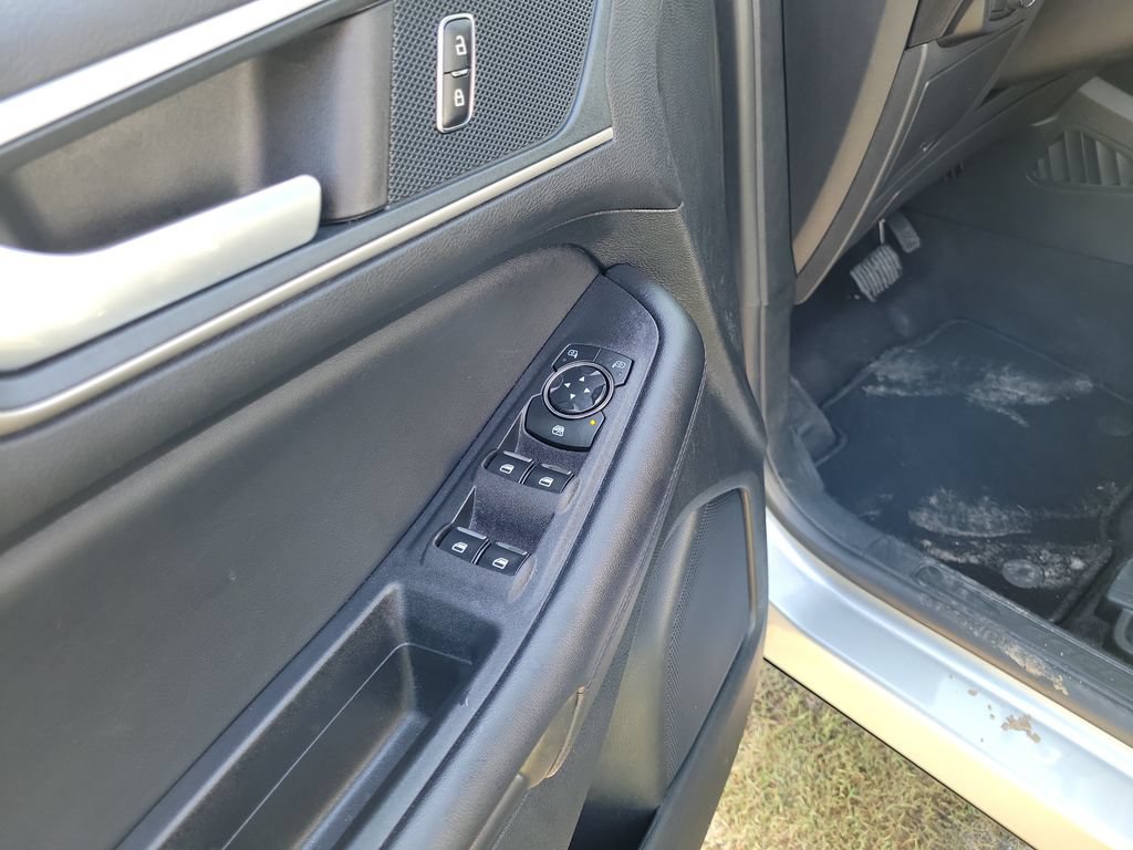 Used 2024 Ford Edge SEL AWD/4WD image 22