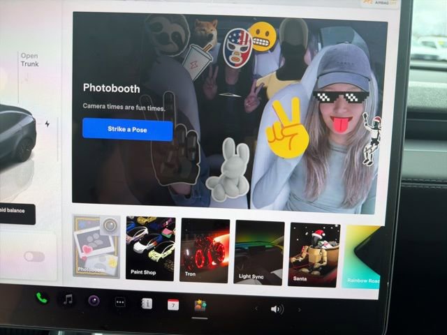 Used 2026 Tesla Model Y Long Range image 43