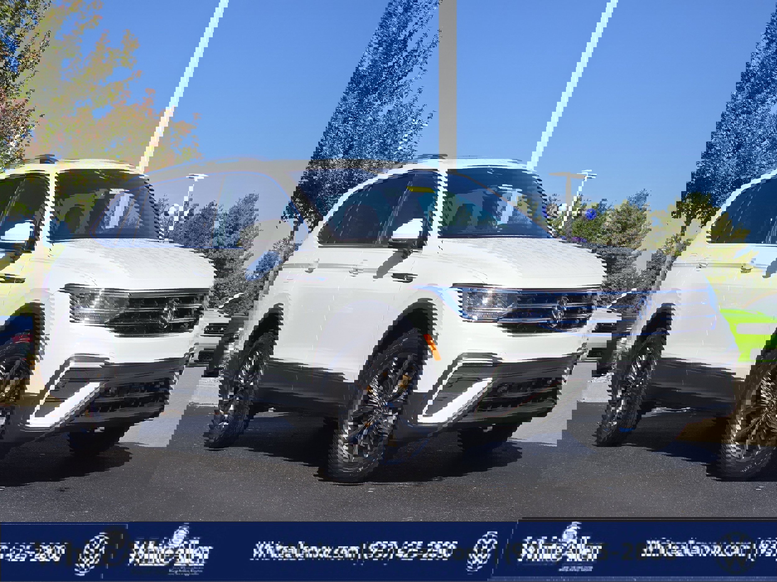 Used 2022 Volkswagen Tiguan SE w/ Panoramic Sunroof Package