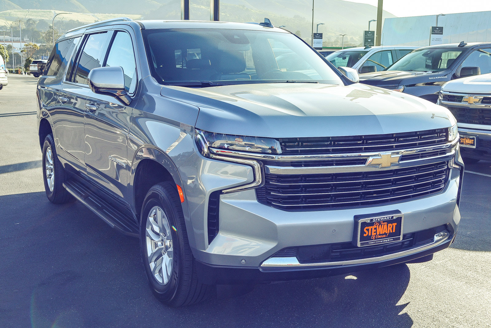 Used 2024 Chevrolet Suburban LT image 21