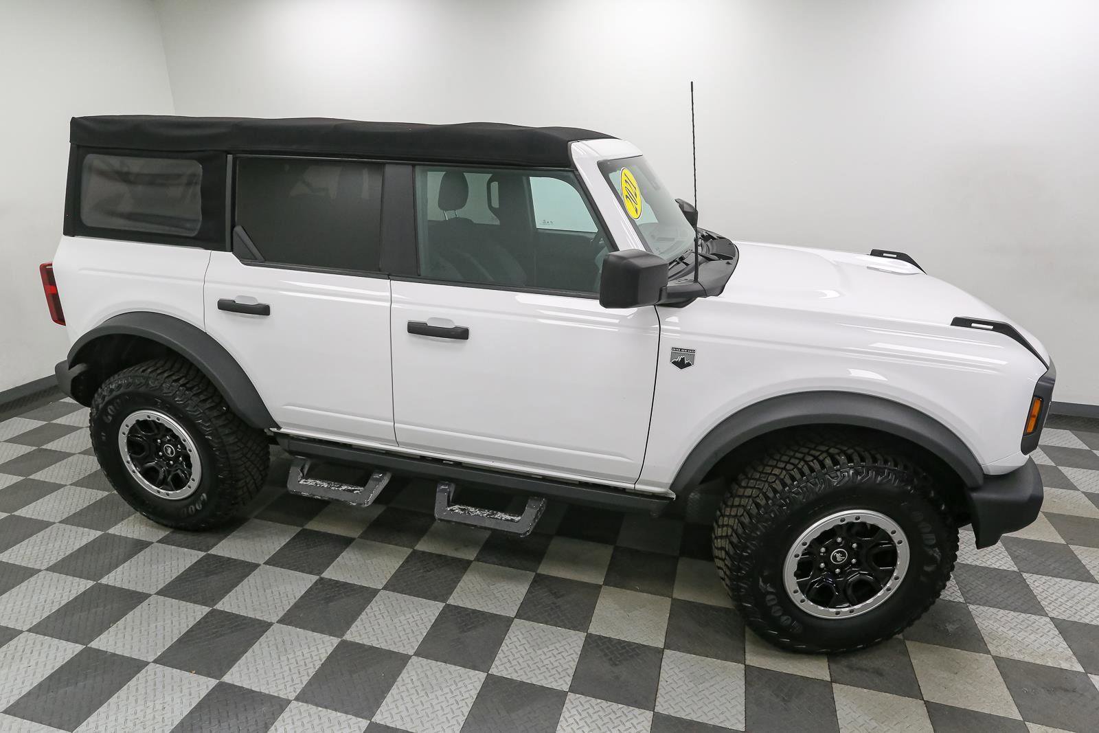 Used 2021 Ford Bronco Big Bend w/ Sasquatch Package AWD/4WD image 5