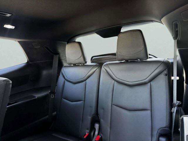 Used 2024 Cadillac XT6 Luxury w/ LPO, Floor Liner Package FWD image 49