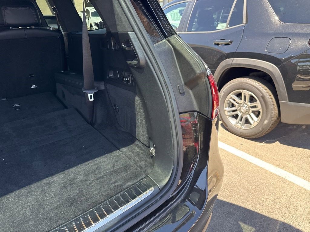 Used 2023 Mercedes-Benz GLS 580 4MATIC image 8