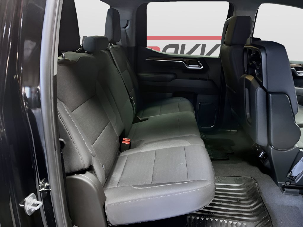 Used 2025 Chevrolet Silverado 1500 LT AWD/4WD image 27