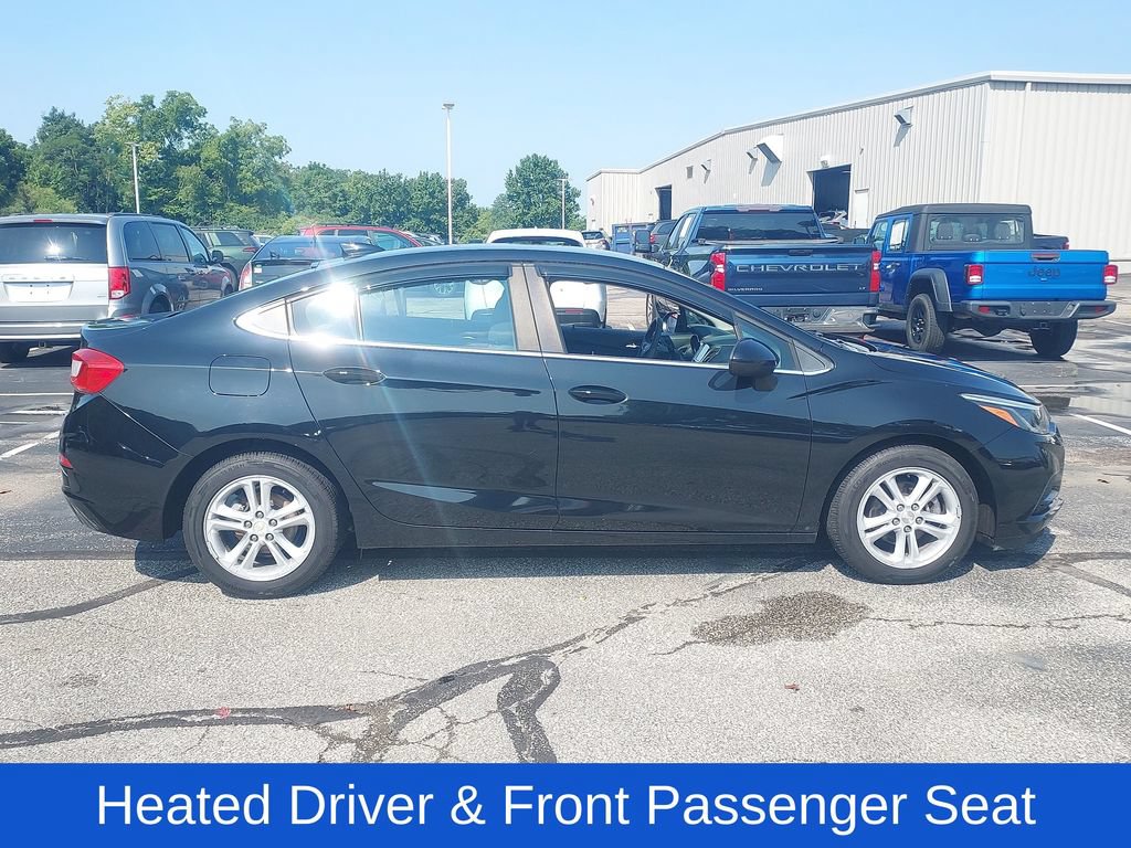 Used 2016 Chevrolet Cruze LT w/ Convenience Package FWD image 8